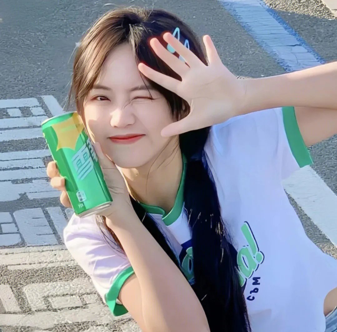 赛马女孩